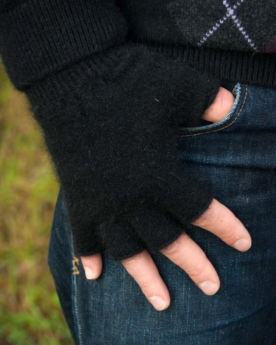 Black Fingerless Gloves in Possum Merino Wool NZ Made — Gorgeous